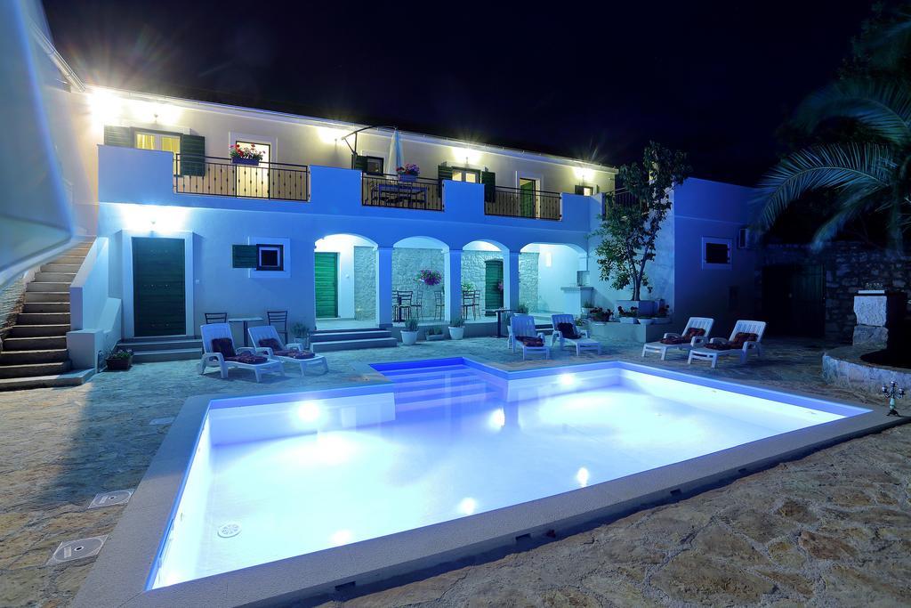 Didovi Dvori Apartman Bibinje Szoba fotó
